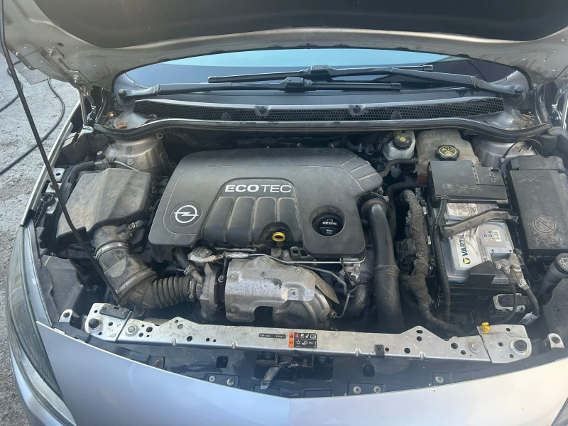 Opel Astra Sport Tourer, снимка 9 - Автомобили и джипове - 52327286