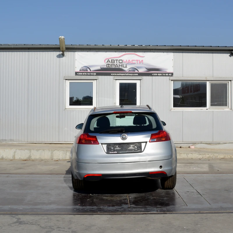 Opel Insignia 2.0 CDTI, снимка 4 - Автомобили и джипове - 51614086