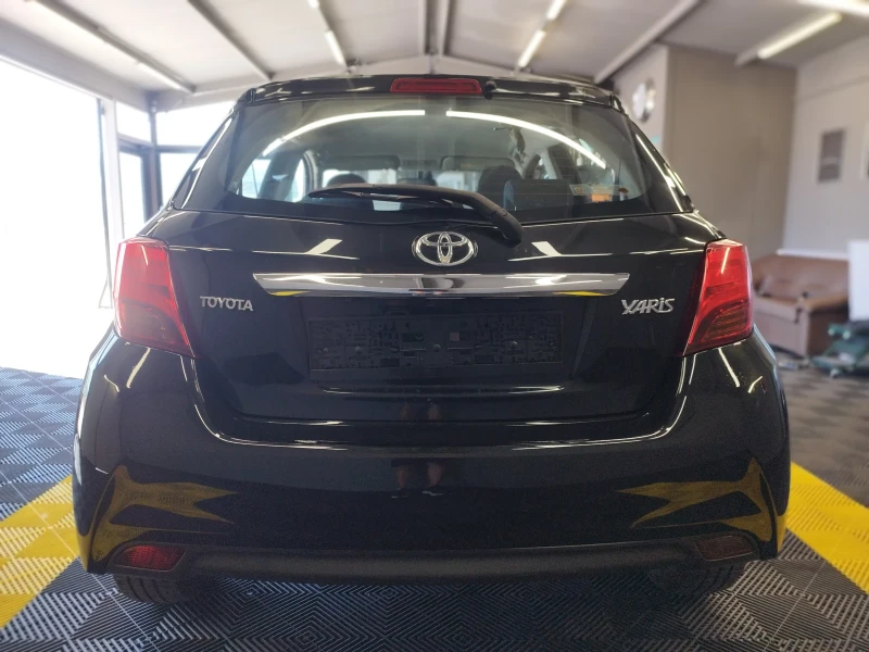 Toyota Yaris 1.33 Automatic ПРОДАДЕН, снимка 5 - Автомобили и джипове - 51768142