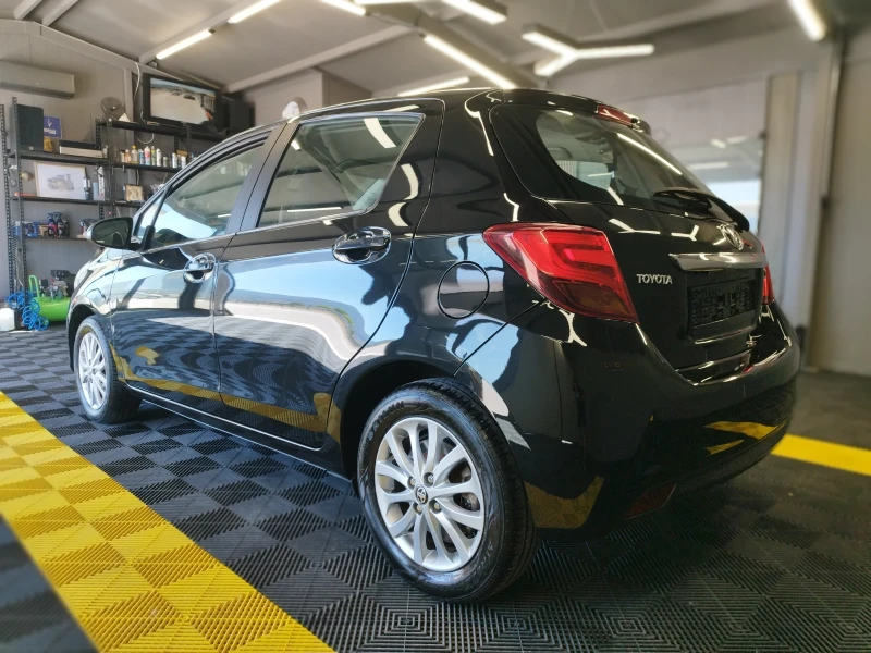 Toyota Yaris 1.33 Automatic ПРОДАДЕН, снимка 6 - Автомобили и джипове - 51768142
