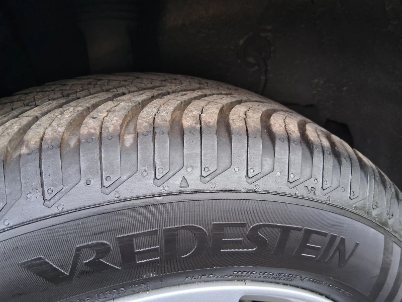 Hyundai I30 1.6 PREMIUM Като нова , снимка 13 - Автомобили и джипове - 52840341