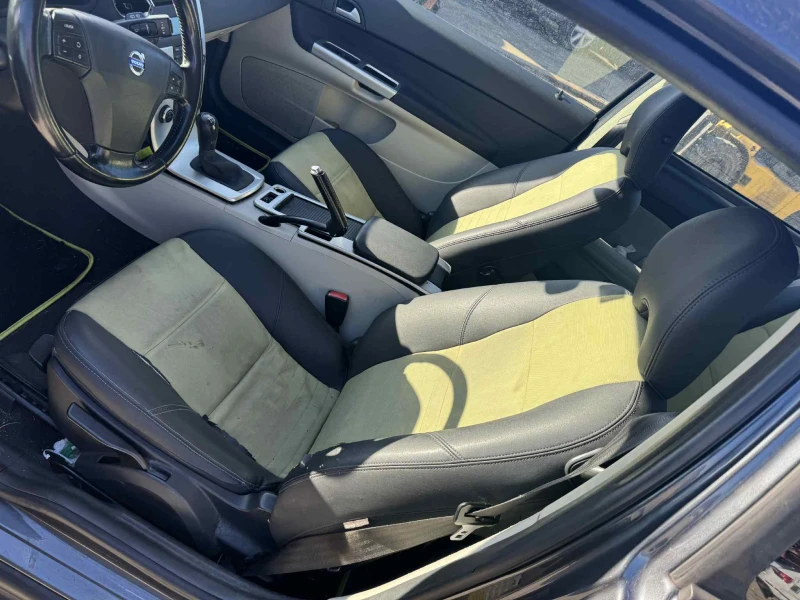 Volvo C30 1.6, снимка 7 - Автомобили и джипове - 52438548
