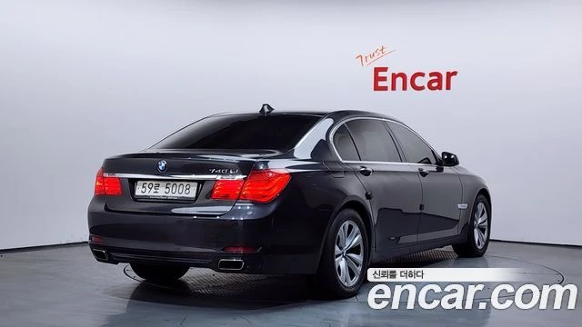 BMW 740, снимка 2 - Автомобили и джипове - 56077761