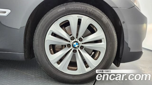 BMW 740, снимка 5 - Автомобили и джипове - 56077761