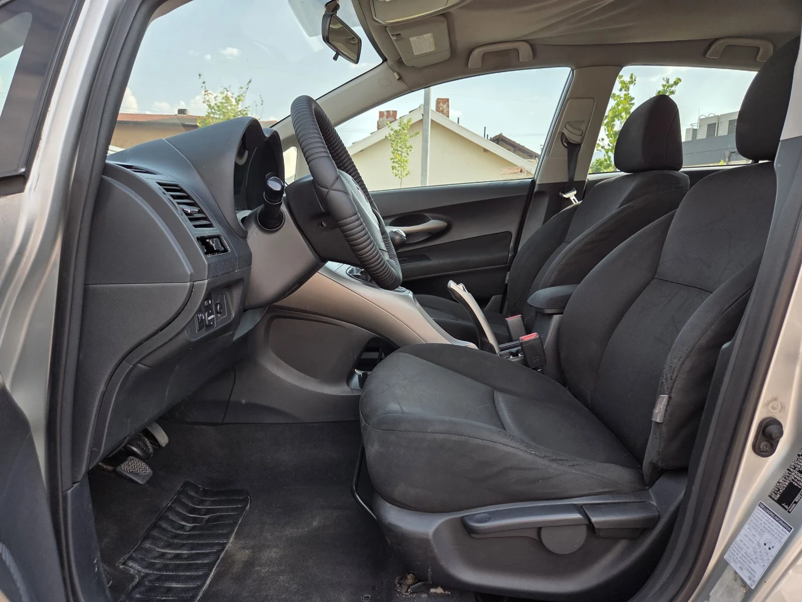 Toyota Auris 1.4D-4D, 90hp - изображение 9