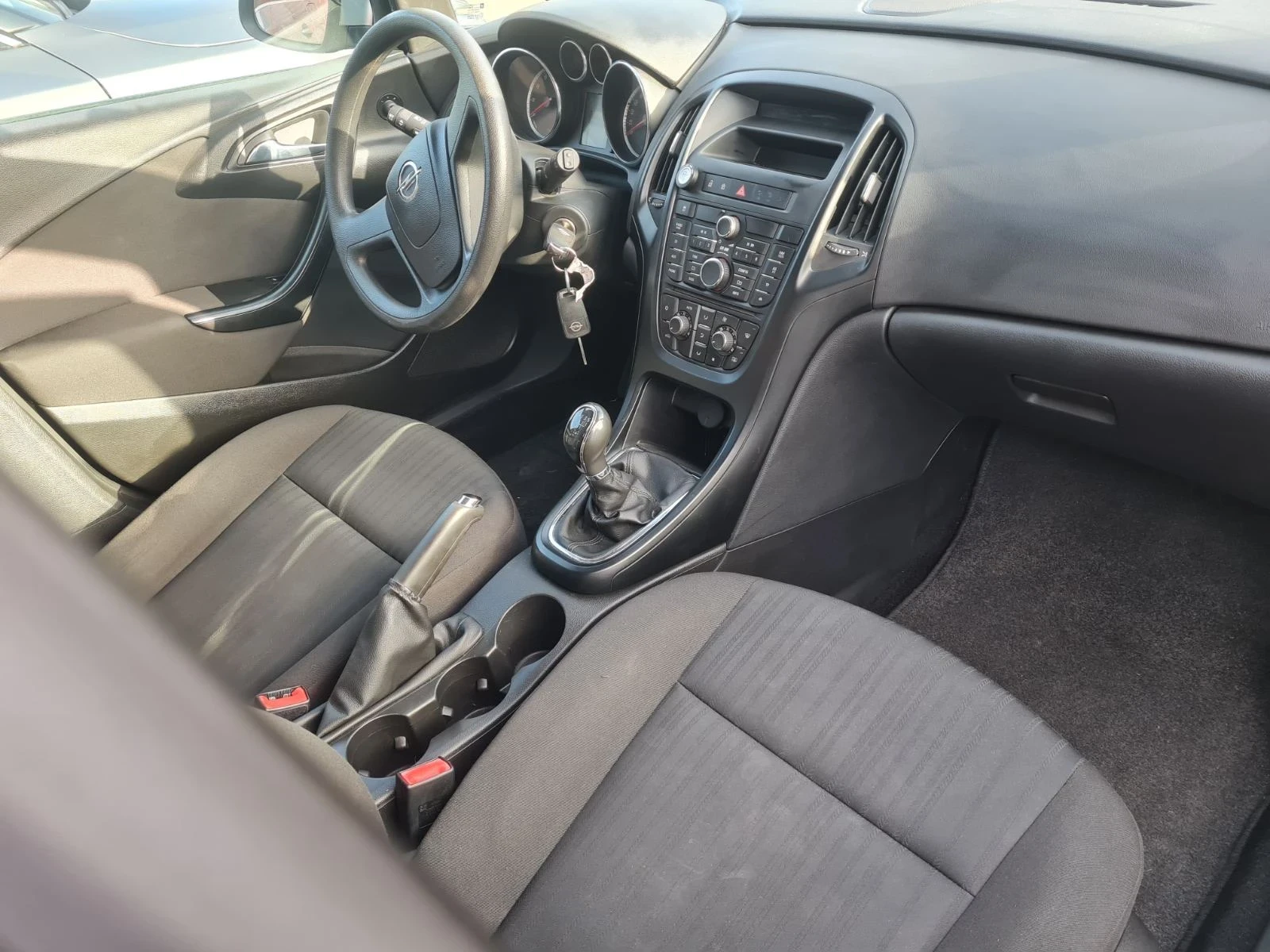 Opel Astra J 1.4 ГАЗОВА ИНЖЕКЦИЯ - изображение 9
