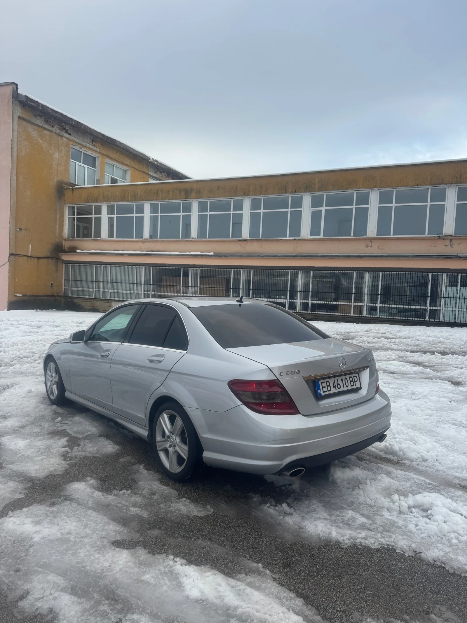 Mercedes-Benz C 300 AMG 4 MATIC BARTER  - изображение 3