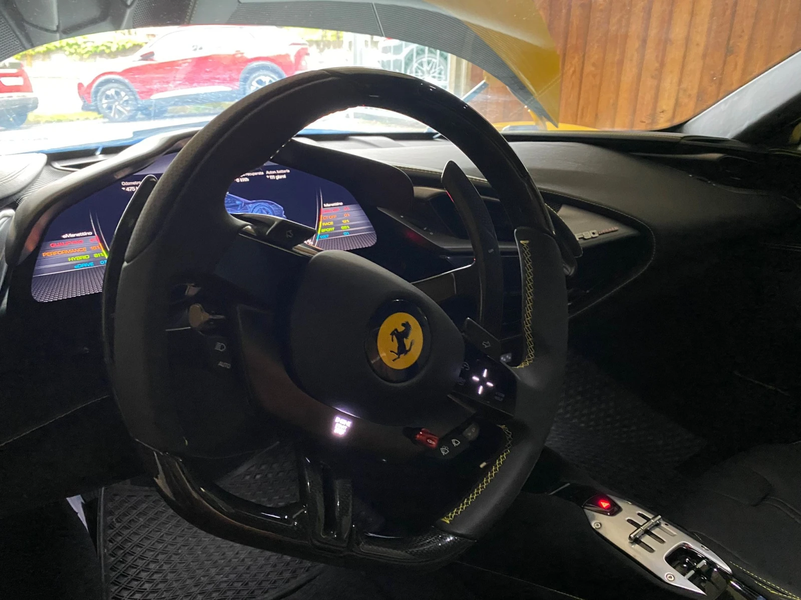 Ferrari SF 90 Stradale 4.0 V8 Plug-in Hybrid - изображение 9