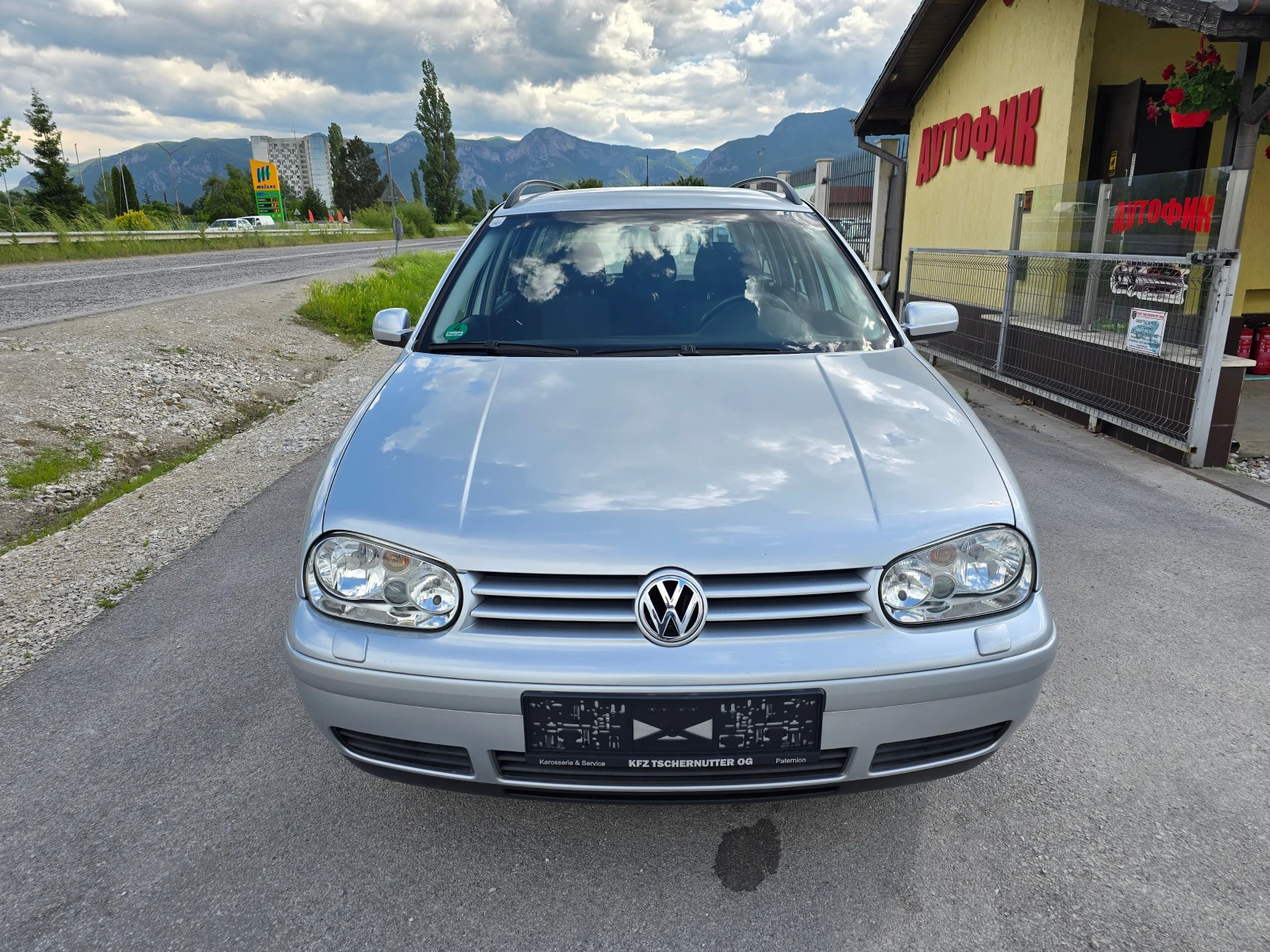 VW Golf 1.6 БЕНЗИН РЕАЛНИ КИЛОМЕТРИ - изображение 8