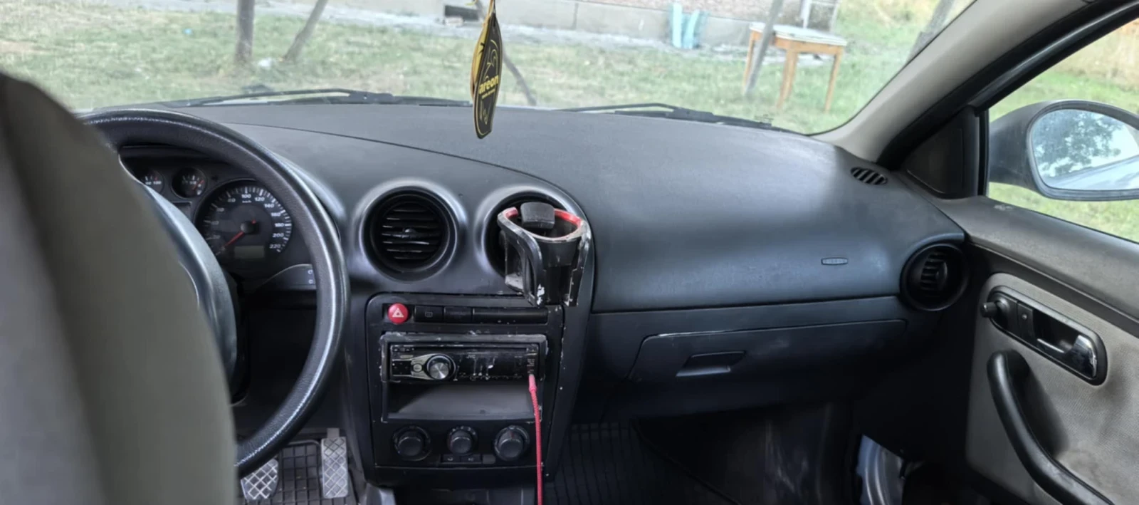 Seat Ibiza  - изображение 7