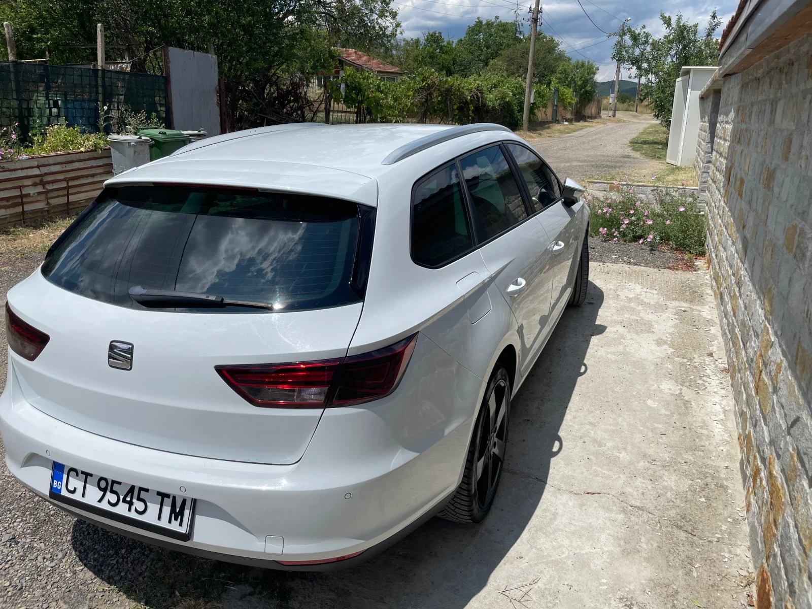 Seat Leon ST 1.6 TDI - изображение 5