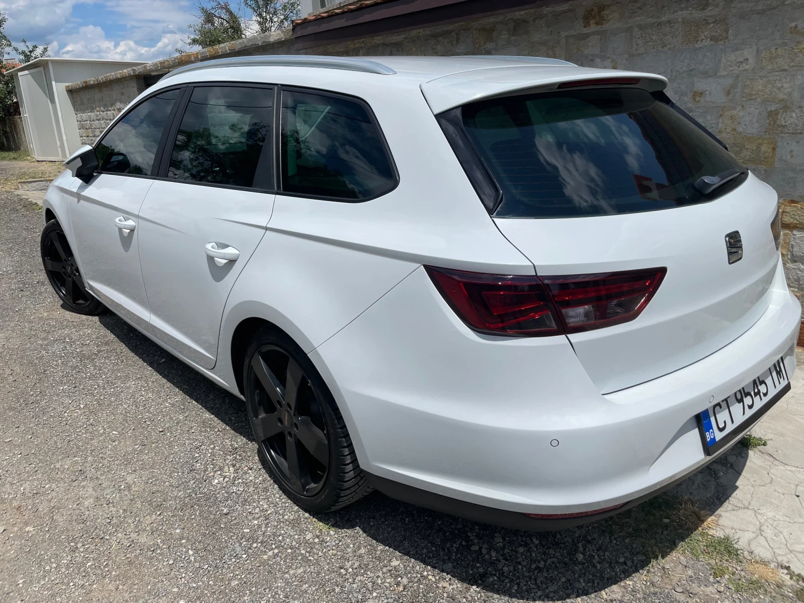 Seat Leon ST 1.6 TDI - изображение 6