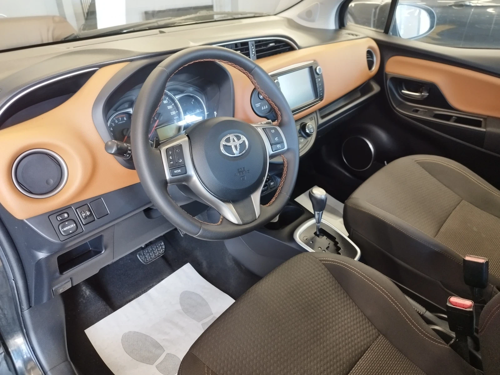 Toyota Yaris 1.33 Automatic NAVI | Mobile.bg   14