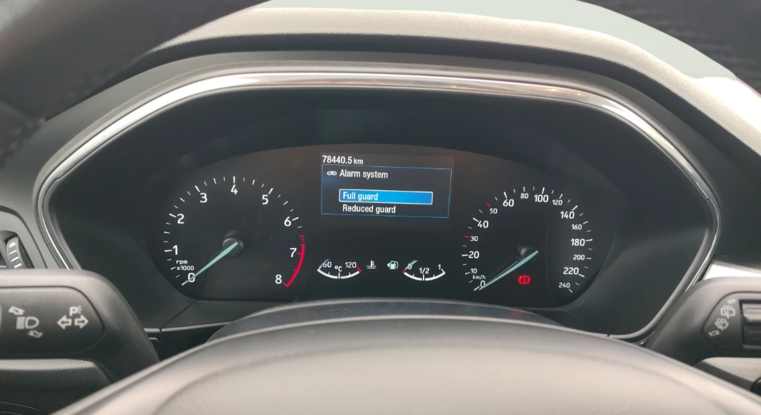 Ford Focus 1.0 EcoBoost | Mobile.bg   12