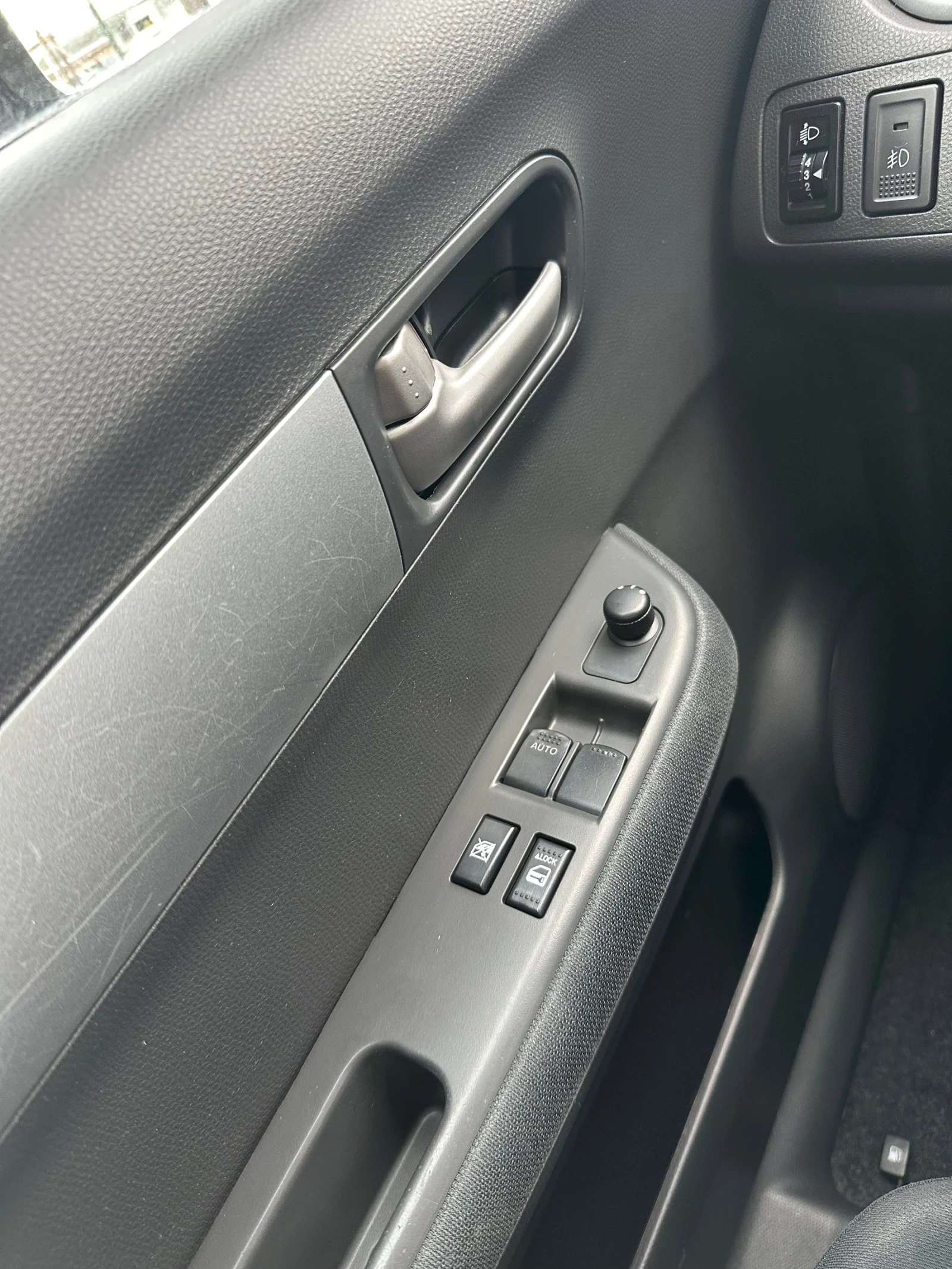 Suzuki Swift 1.3 / | Mobile.bg   12