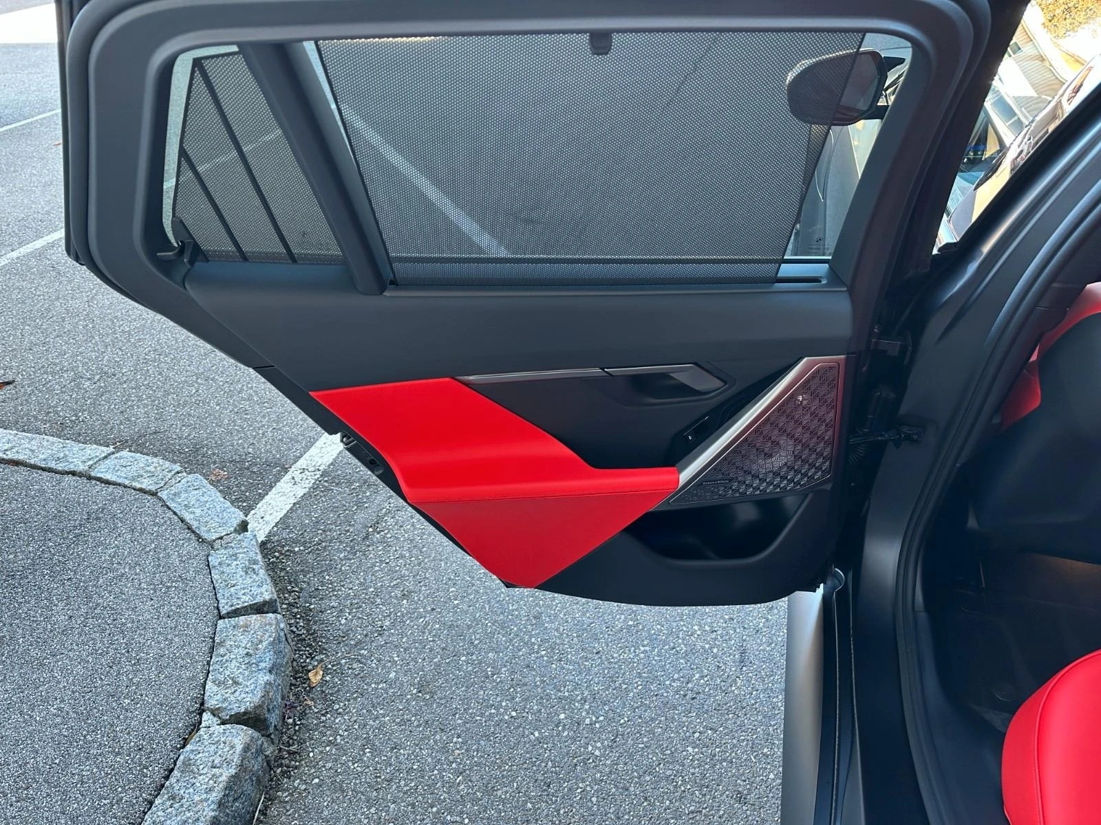 BMW M5 4.4 V8/PLUG-IN/CARBON/B&W/ICONIC GLOW/360/HEAD UP/ | Mobile.bg � ����������� 12