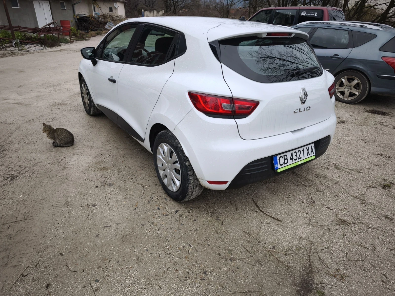 Renault Clio 0.9 Tce, снимка 5 - Автомобили и джипове - 53868792