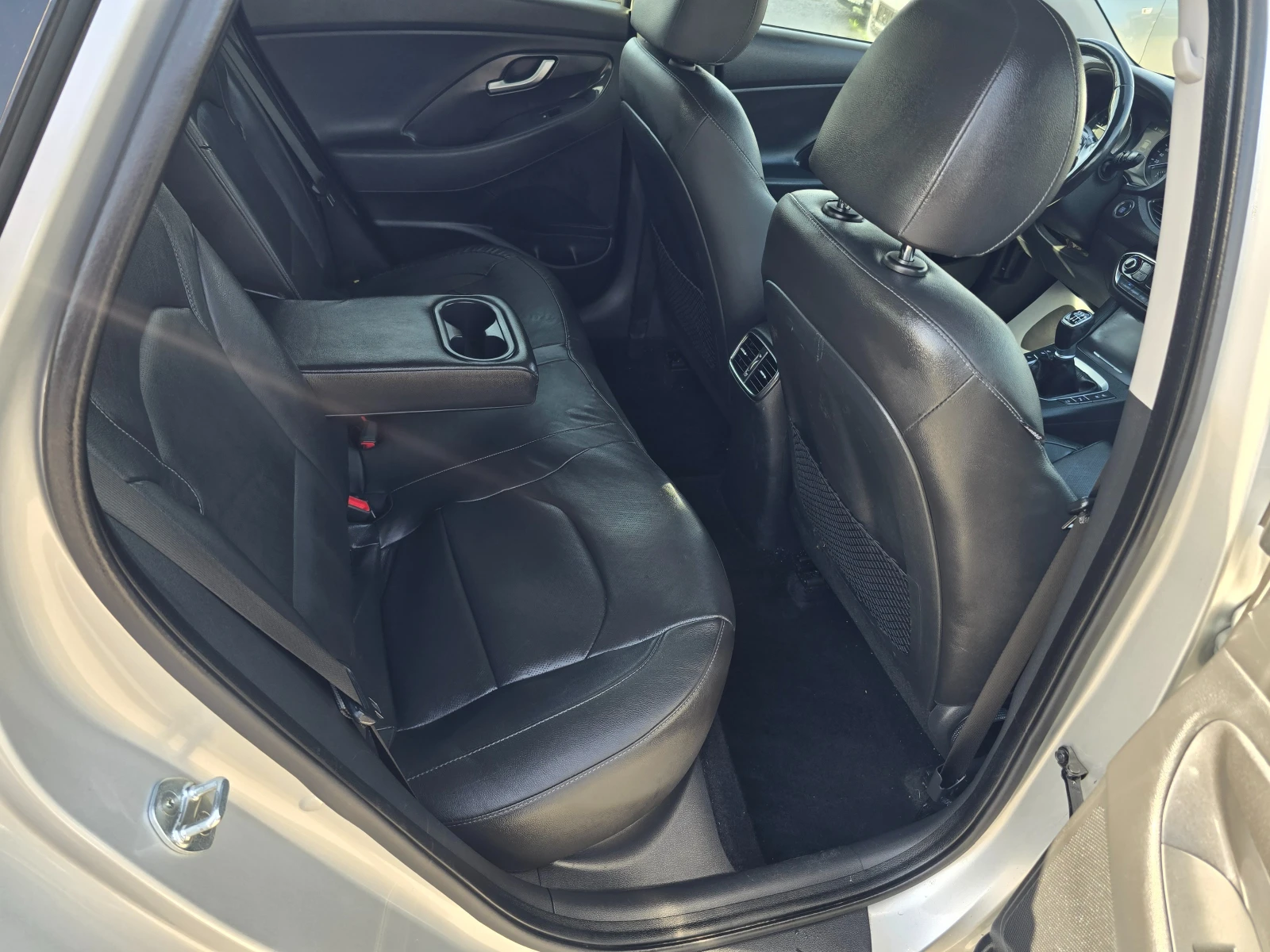 Hyundai I30 1.6CRDI-110K.C- Premium-PANORAMA-NAVI-, снимка 10 - Автомобили и джипове - 54193387