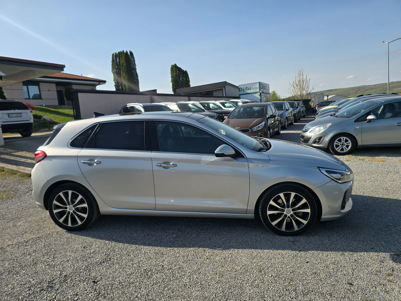 Hyundai I30 1.6CRDI-110K.C- Premium-PANORAMA-NAVI-, снимка 4 - Автомобили и джипове - 54193387