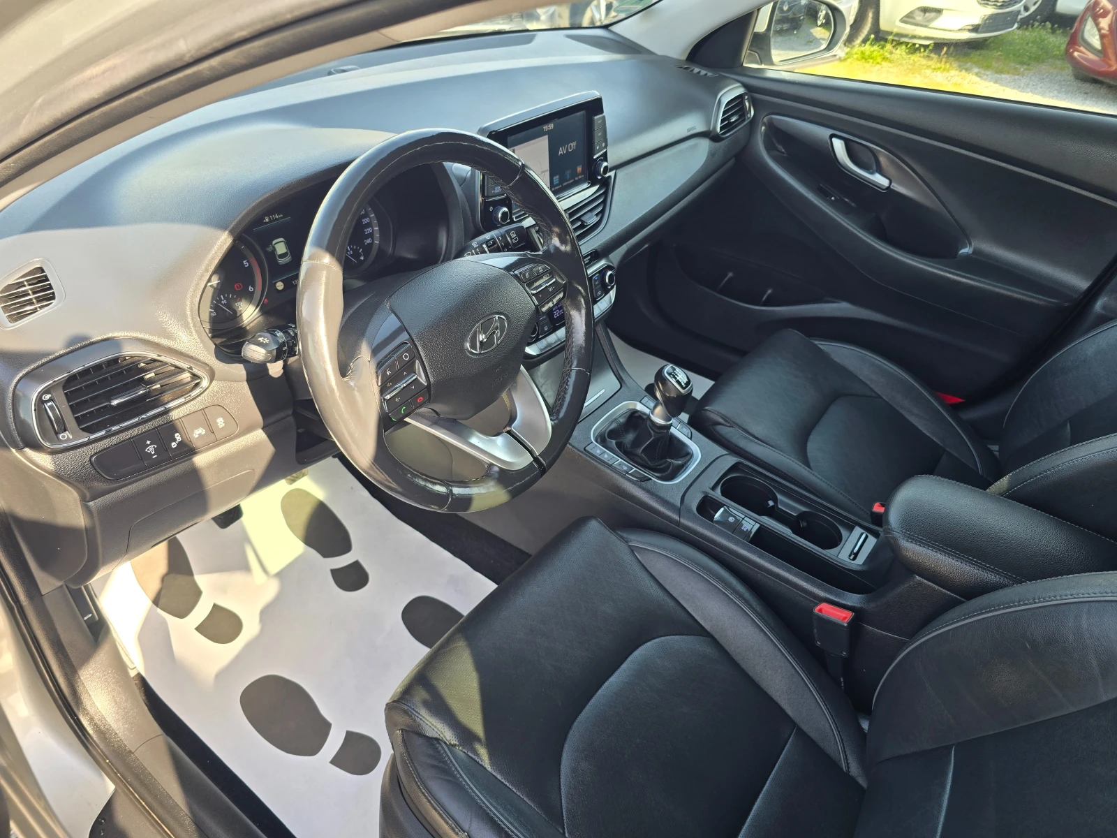 Hyundai I30 1.6CRDI-110K.C- Premium-PANORAMA-NAVI-, снимка 9 - Автомобили и джипове - 54193387