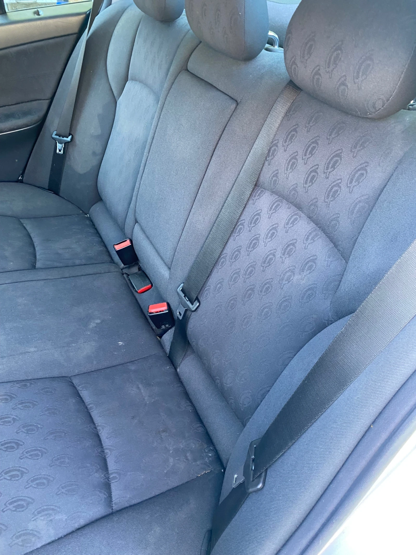 Mercedes-Benz C 180, снимка 6 - Автомобили и джипове - 54660838