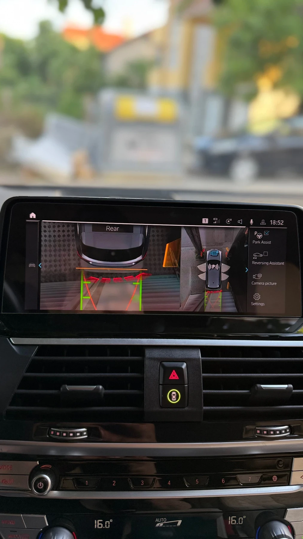 BMW iX3 74kWh, снимка 13 - Автомобили и джипове - 54675744