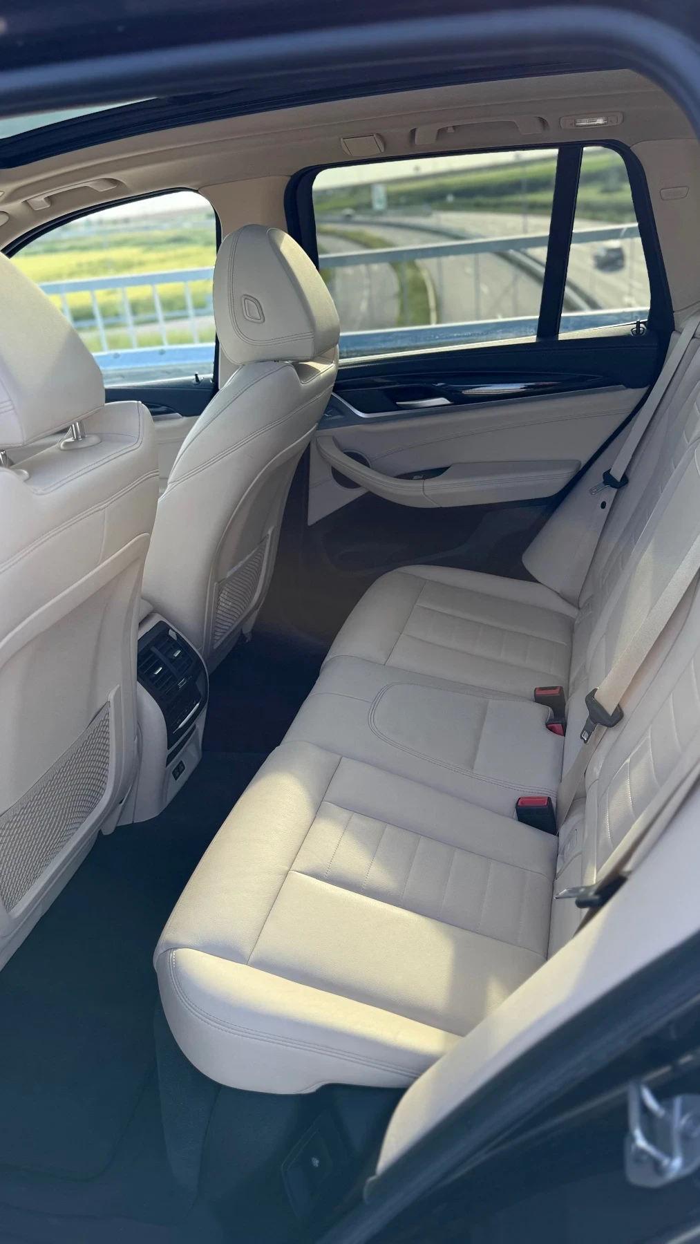 BMW iX3 74kWh, снимка 8 - Автомобили и джипове - 54675744