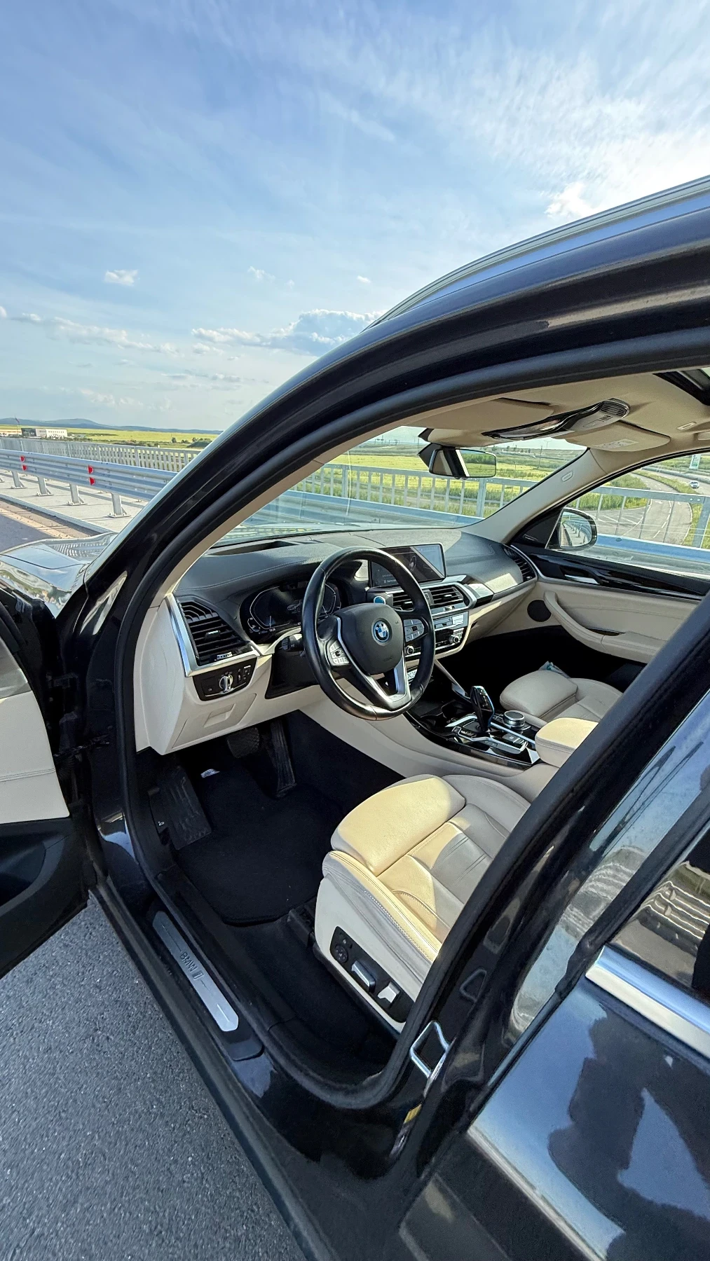 BMW iX3 74kWh, снимка 7 - Автомобили и джипове - 54675744