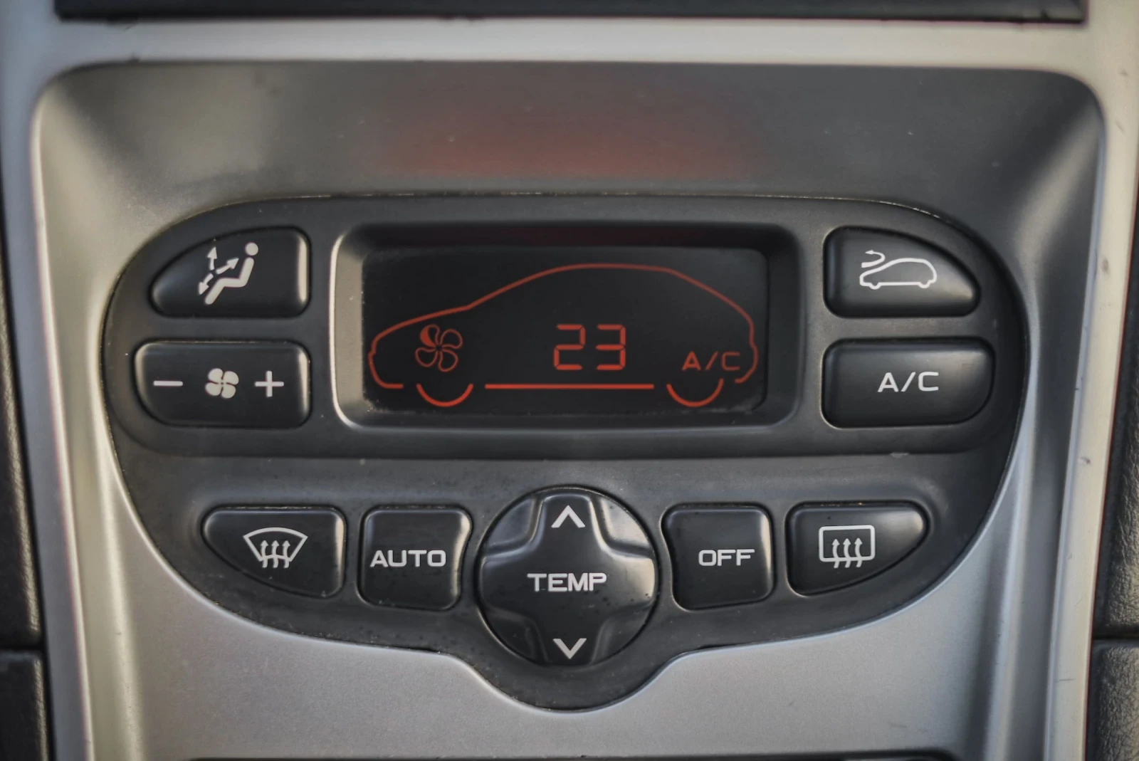 Peugeot 307 CC, снимка 10 - Автомобили и джипове - 54715585