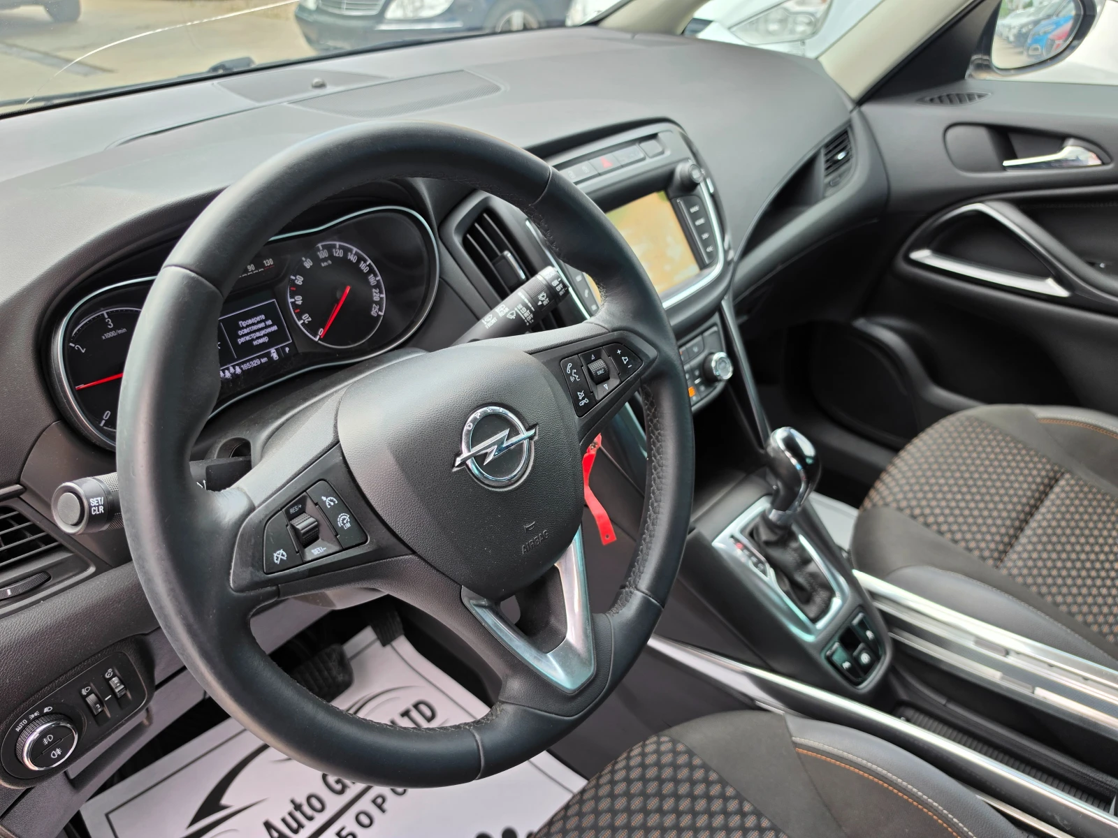 Opel Zafira 2.0CDTI COSMO/7 МЕСТЕН/, снимка 11 - Автомобили и джипове - 54776903