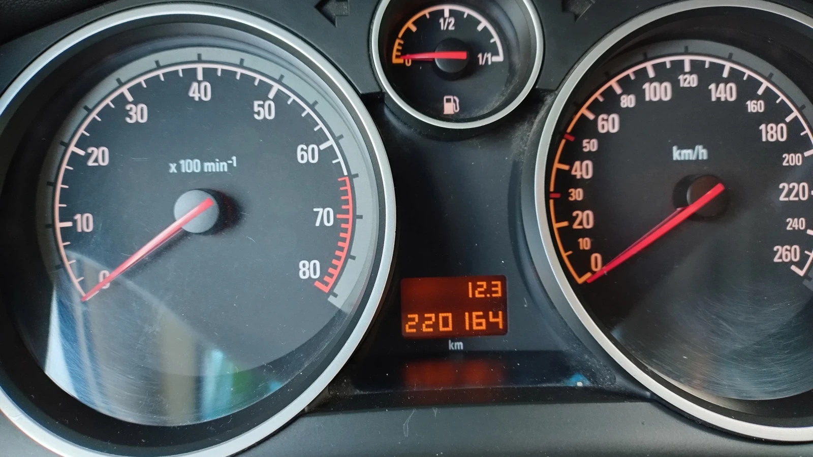 Opel Zafira Лек, снимка 8 - Автомобили и джипове - 54808448