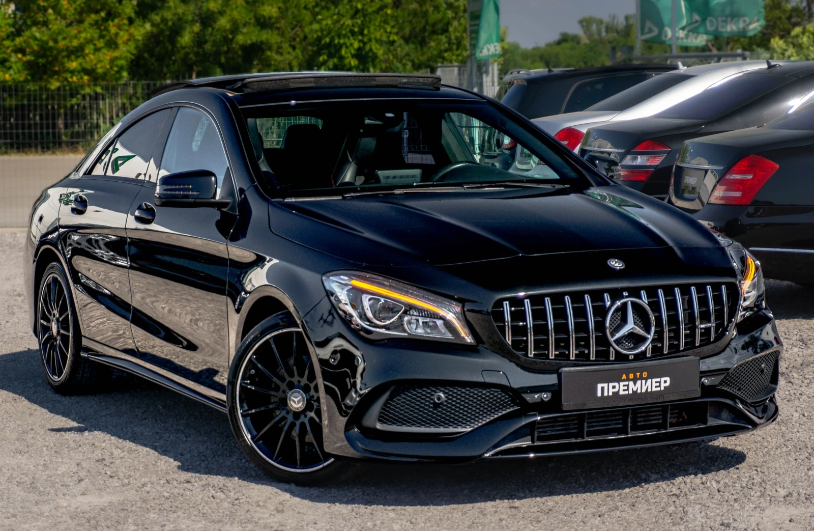 Mercedes-Benz CLA 250 AMGPACK-4MATIC-ТОП-РЕАЛНИ КМ-ГАРАНЦИЯ!, снимка 3 - Автомобили и джипове - 55643657