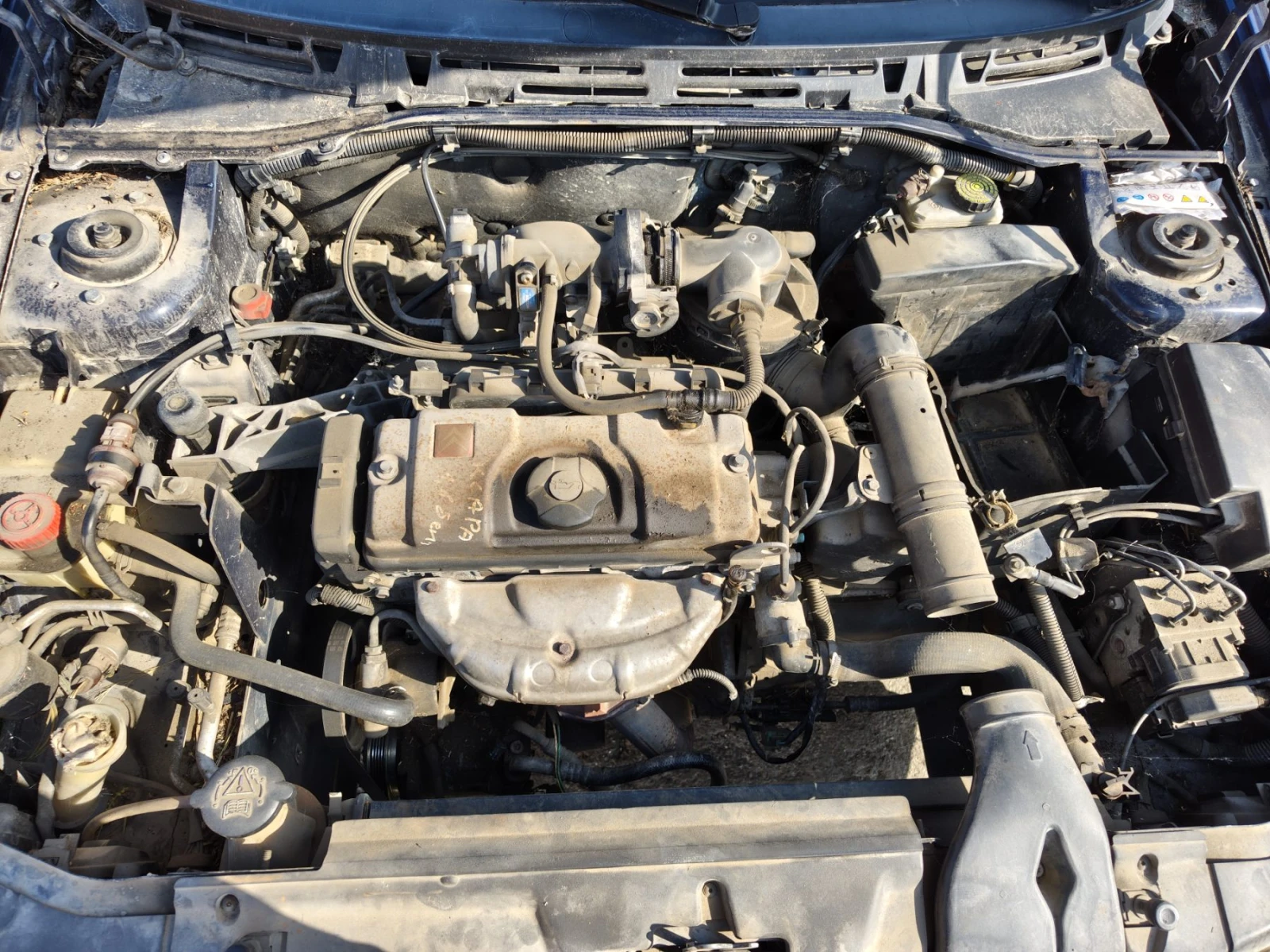 Citroen Xsara 1.6, снимка 6 - Автомобили и джипове - 55895509