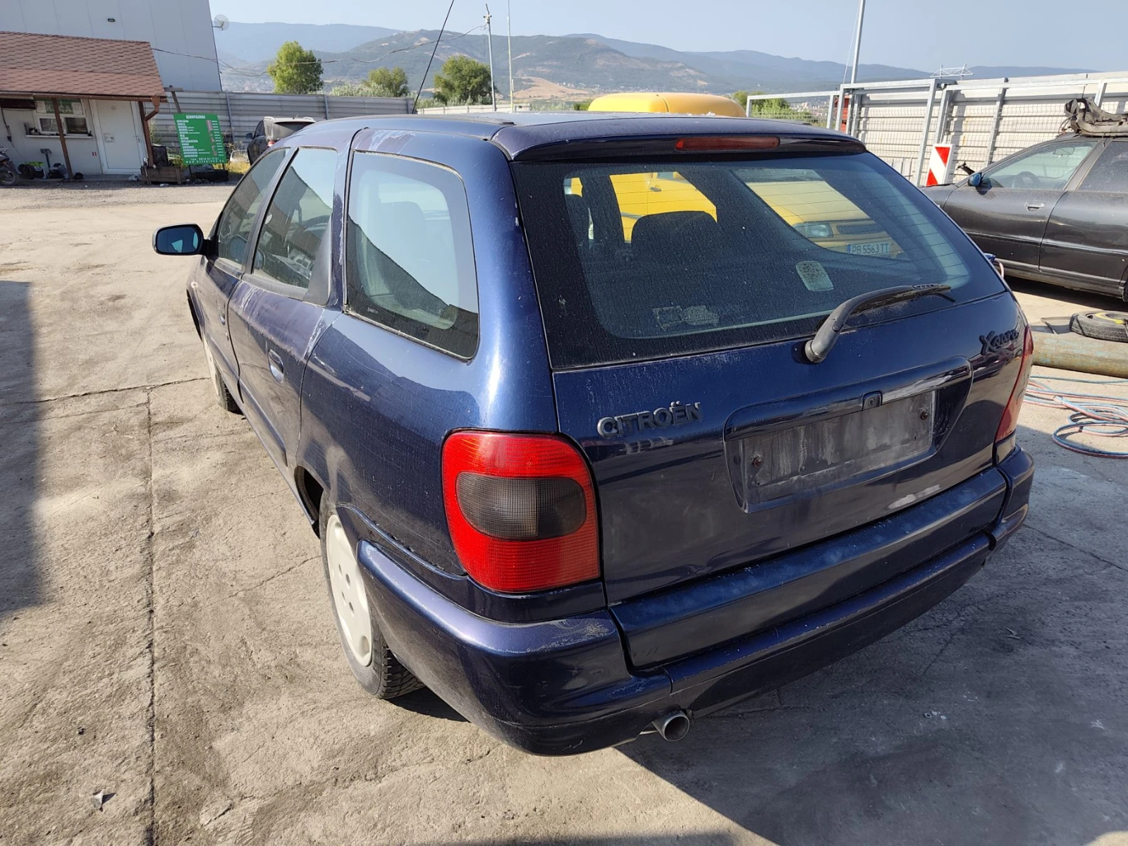Citroen Xsara 1.6, снимка 4 - Автомобили и джипове - 55895509