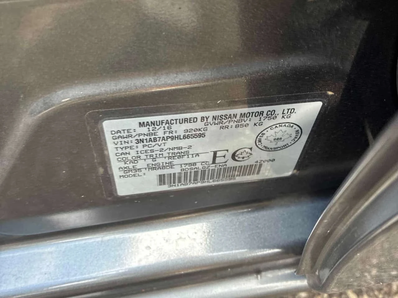 Nissan Sentra * 4dr Sdn * CARFAX * ����� �� ����������� *  | Mobile.bg � ����������� 10