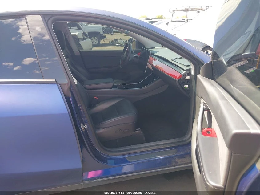 Tesla Model Y electric, снимка 5 - Автомобили и джипове - 56657856