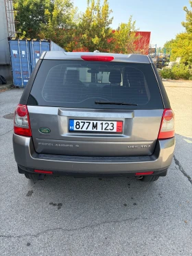 Land Rover Freelander 2.2TD4* 4x4* АВТОМАТИК* КОЖА* НАВИГАЦИЯ, снимка 8