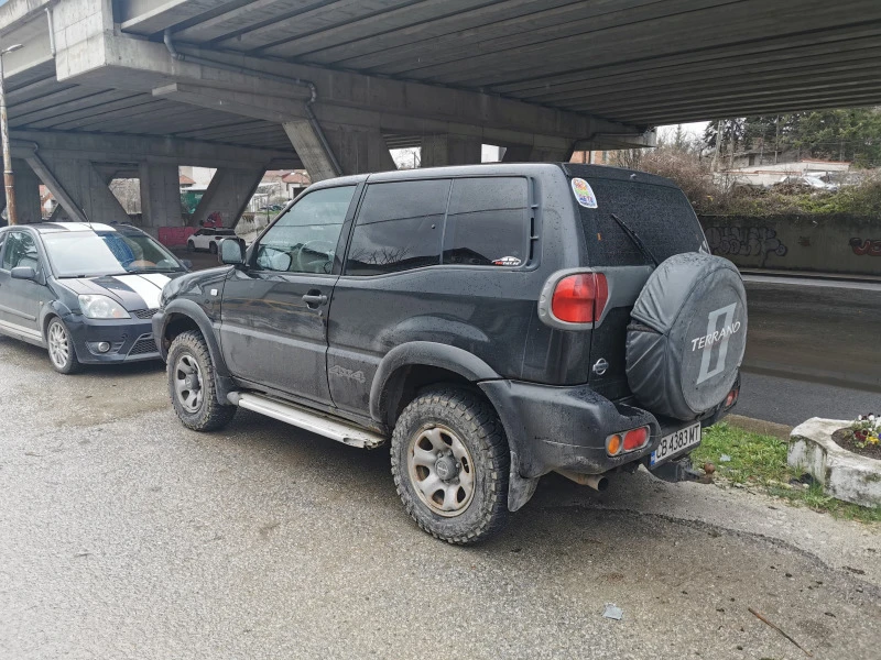 Nissan Terrano 2700 TD, снимка 2 - Автомобили и джипове - 47684750