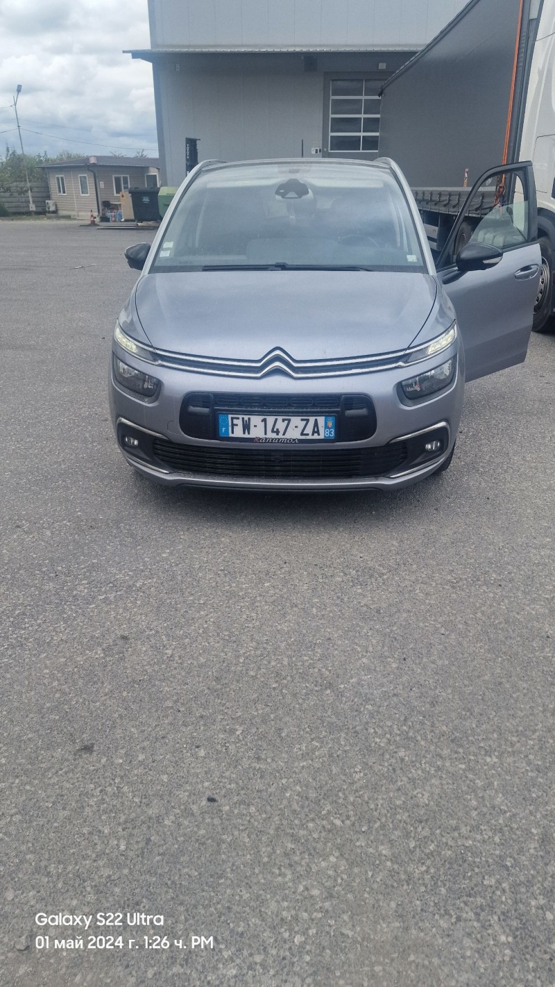 Citroen Spacetourer 1.5 blue HDI, снимка 11 - Автомобили и джипове - 46185681