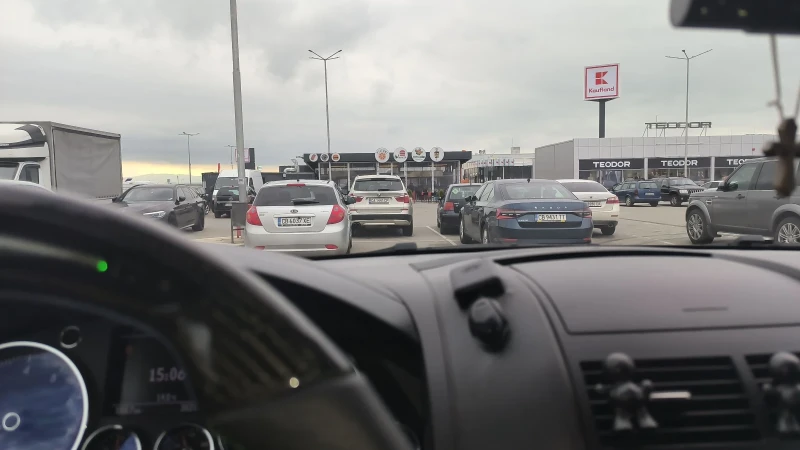 VW Touareg LPG , снимка 2 - Автомобили и джипове - 51109029