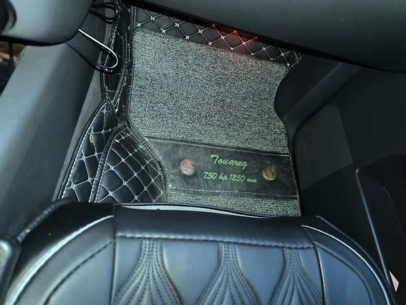 VW Touareg LPG , снимка 4 - Автомобили и джипове - 51109029