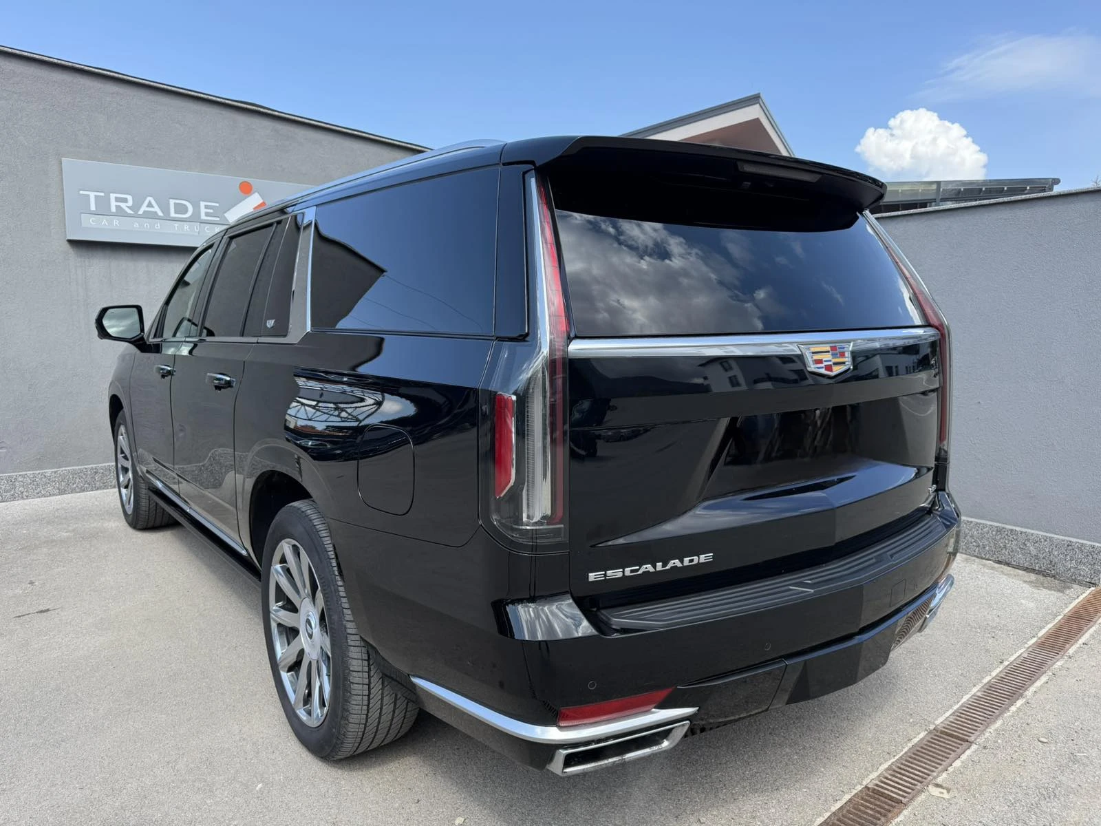 Cadillac Escalade 6.2L ESV LUXURY PLATINUM - изображение 6