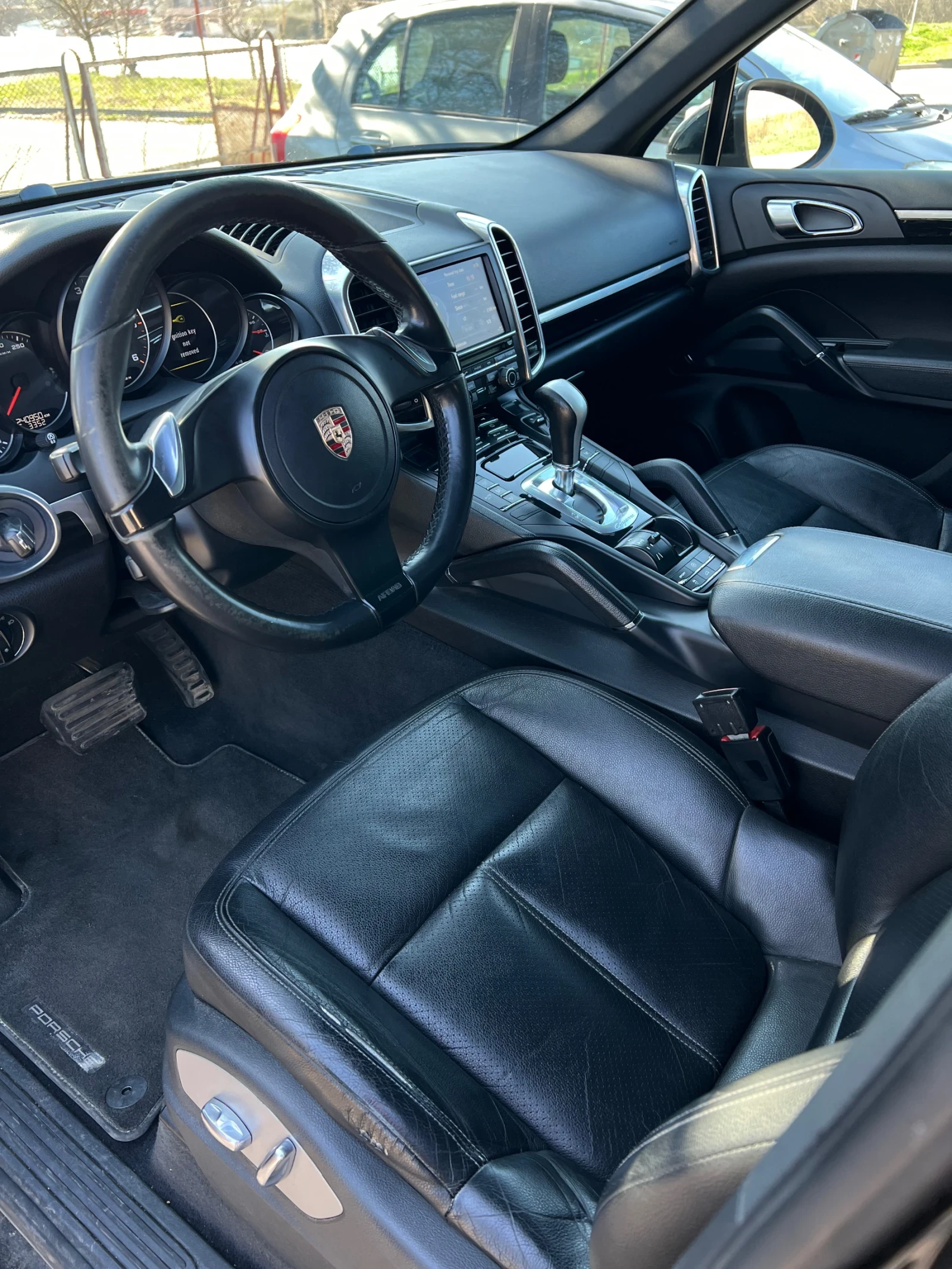 Porsche Cayenne  - изображение 6