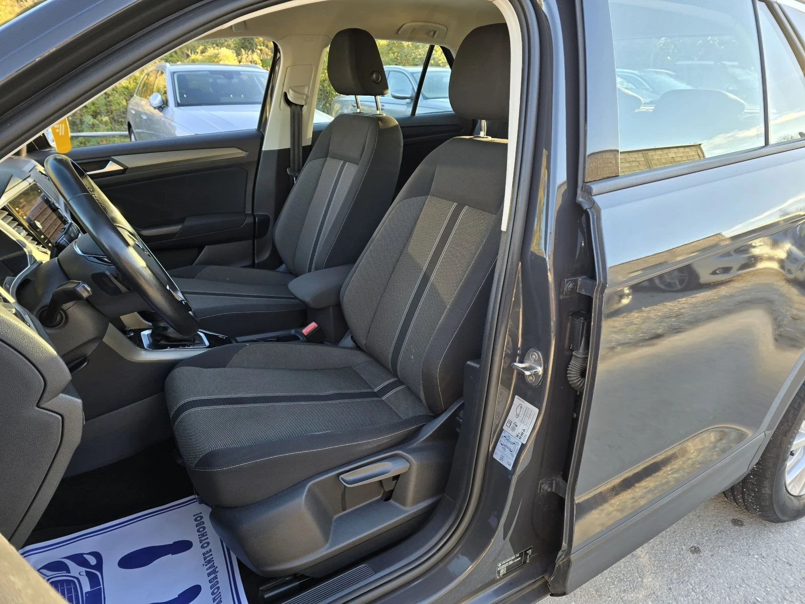 VW T-Roc 2.0TDI 150к.с Style DSG - изображение 9