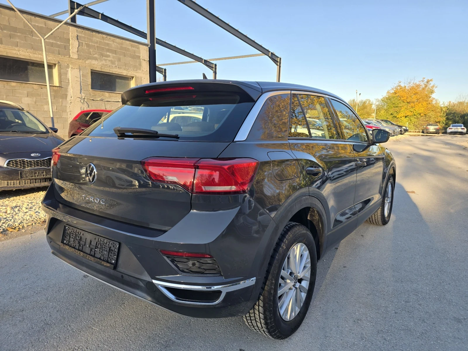 VW T-Roc 2.0TDI 150к.с Style DSG - изображение 4