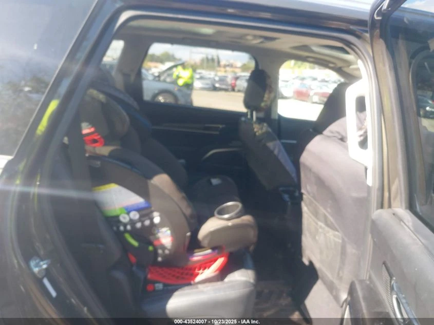 Kia Telluride 3.8L V-6 DI, DOHC, VVT, 291HP All Wheel Drive | Mobile.bg � ����������� 14