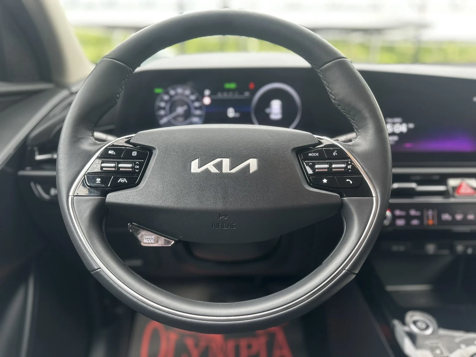 Kia Niro  PREMIUM! DIGITAL! FULL! 65kWh 204hp, снимка 11 - Автомобили и джипове - 54043738
