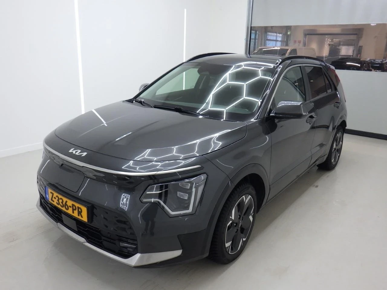 Kia Niro !!! ОЧАКВАН ВНОС !!! PREMIUM! DIGITAL! FULL!, снимка 2 - Автомобили и джипове - 54043738