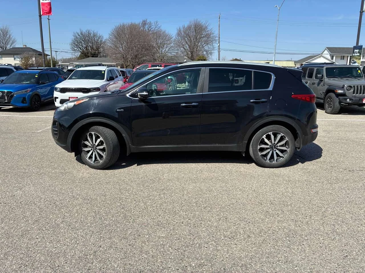 Kia Sportage * EX * CARFAX * ЦЕНА ДО БГ, снимка 2 - Автомобили и джипове - 54100419