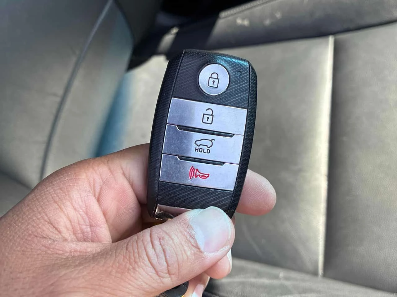 Kia Sportage * EX * CARFAX * ЦЕНА ДО БГ, снимка 12 - Автомобили и джипове - 54100419